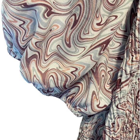 Sweet Rain Swirl Blouse Women’s Plus Size 3X Smocked Puff Short Sleeve Gorgeous - Picture 3 of 8